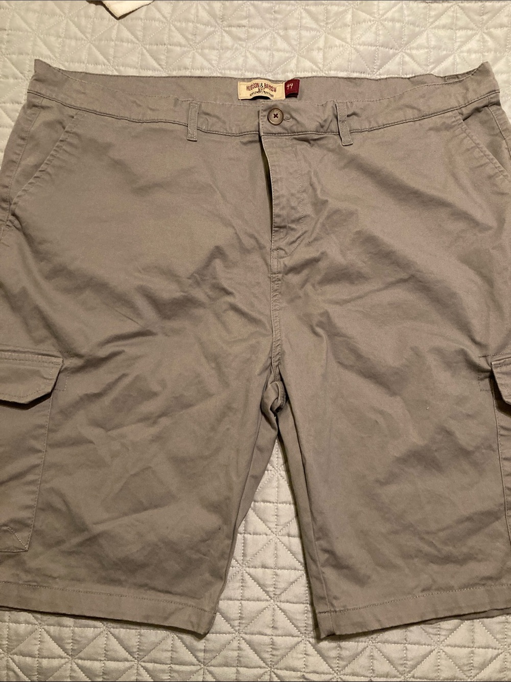 Hudson and Barrow Men's Gray Cargo Shorts size 44 (0075)